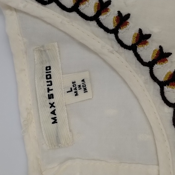 Max Studio size Large cream Swiss Dot embroidered ruffle sleeve boho blouse - Picture 9 of 10